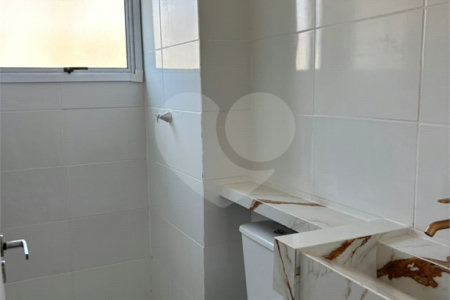 Apartamento à venda com 2 quartos em Jardim Rodrigues Alves, Ferraz de Vasconcelos, SP
