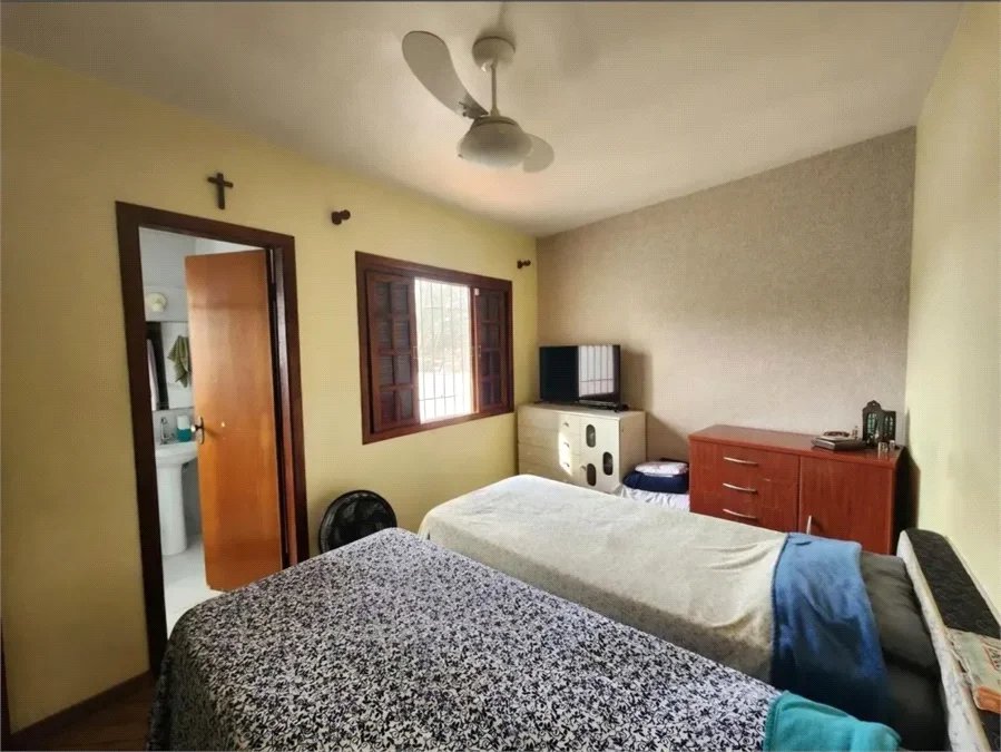 Casa à venda com 2 suítes em Vila Tiradentes, São Paulo, SP