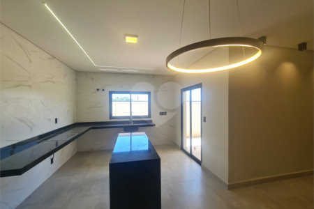 Casa à venda com 3 quartos, sendo 2 suítes, no condomínio Reserva Ipanema I, Sorocaba - SP
