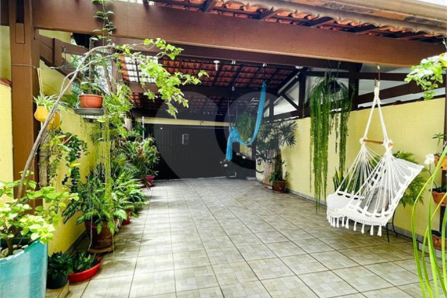 Villagio à venda com 4 quartos, sendo 2 suítes, em Saúde, São Paulo, SP