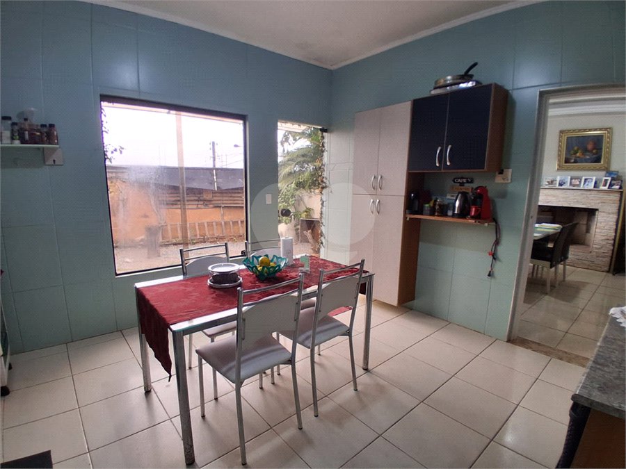 Casa à venda com 2 suítes em Vila Progresso, Itapetininga, SP