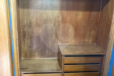 Sobrado à venda ou para alugar com 8 quartos, sendo 4 suítes, em Jardim Marajoara, São Paulo, SP