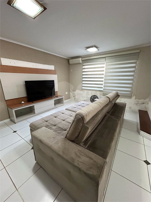 Casa à venda com 3 quartos, sendo 1 suíte, no condomínio Residencial San Paolo, Sorocaba - SP