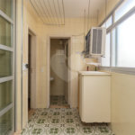 Apartamento à venda com 3 quartos, sendo 1 suíte, em Campo Belo, São Paulo, SP