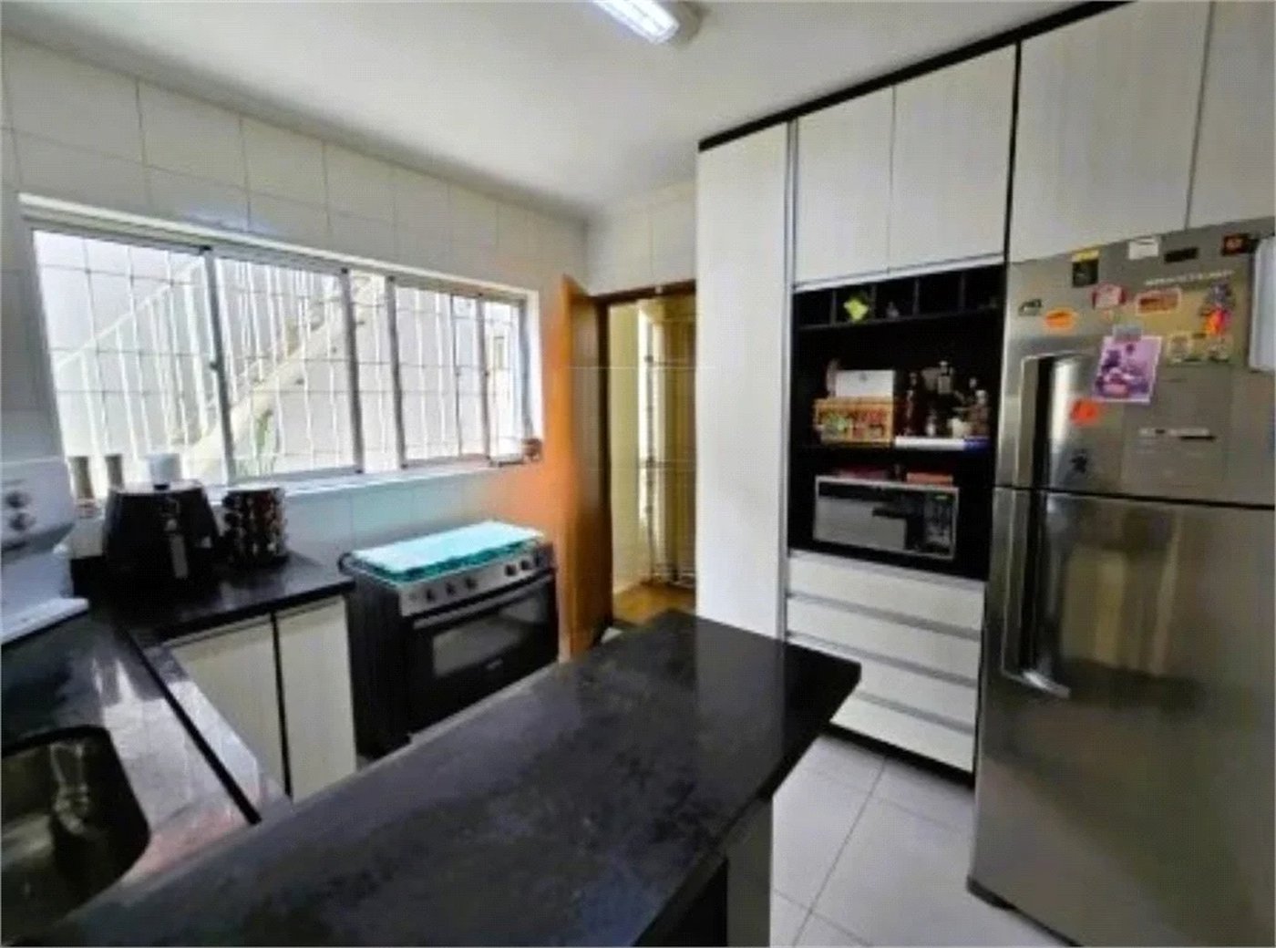 Sobrado à venda com 3 quartos, sendo 1 suíte, em Jardim Centenário, São Paulo, SP
