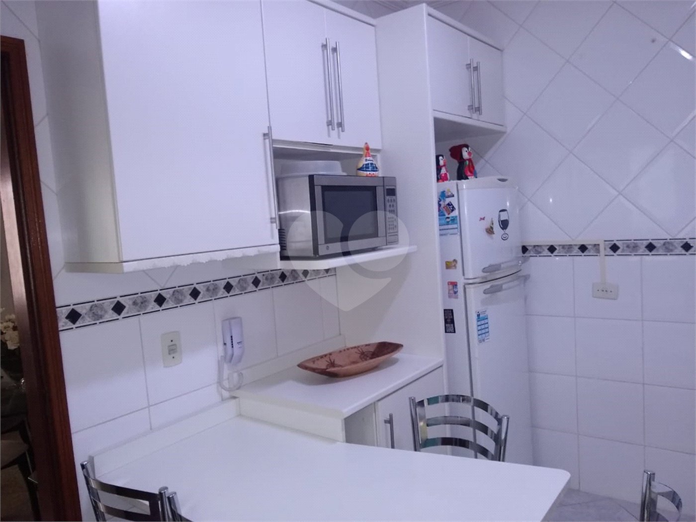 Casa à venda com 3 quartos, sendo 1 suíte, no condomínio Horto Residence, São Paulo - SP