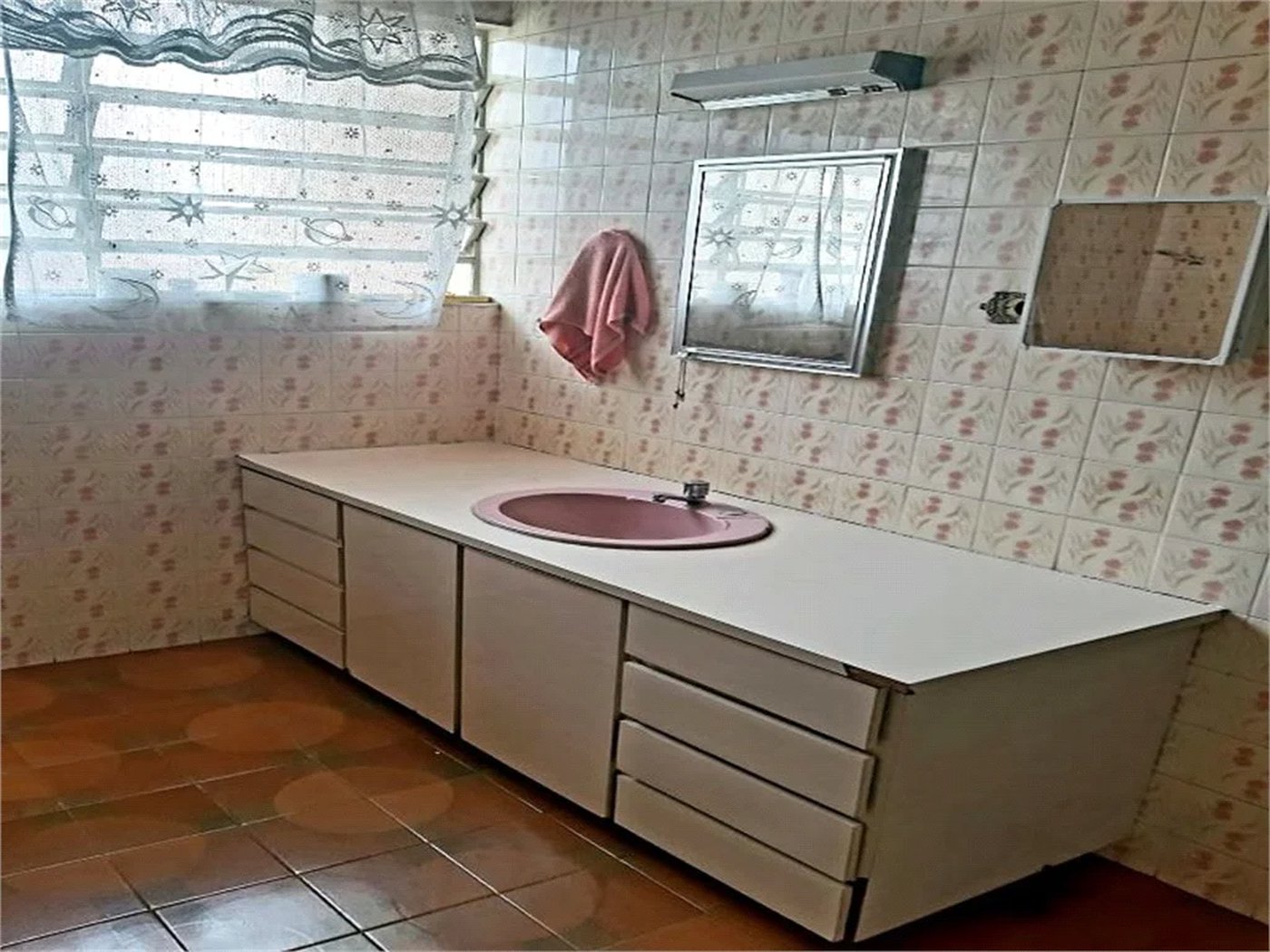 Casa à venda com 3 quartos em Vila Inah, São Paulo, SP