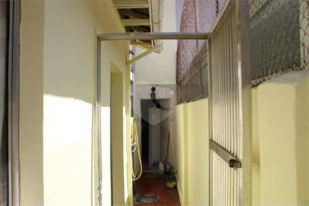 Casa com 122m² , 2 dormitórios , 1 vaga , à venda na Vila Clementino.