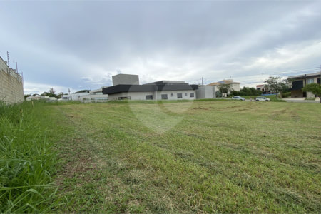 Terreno à venda no condomínio Parque Residencial Kurumin, Itu - SP