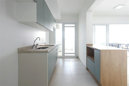 Apartamento à venda com 3 suítes em Vila Anastácio, São Paulo, SP