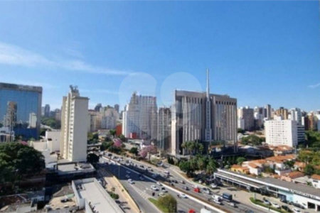 Apartamento à venda com 3 suítes em Vila Mariana, São Paulo, SP
