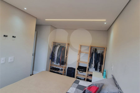 Apartamento à venda com 3 quartos, sendo 1 suíte,  em Ferreira, São Paulo, SP