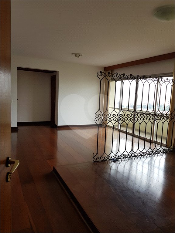 Apartamento à venda com 3 suítes em Conjunto Residencial Morumbi, São Paulo, SP
