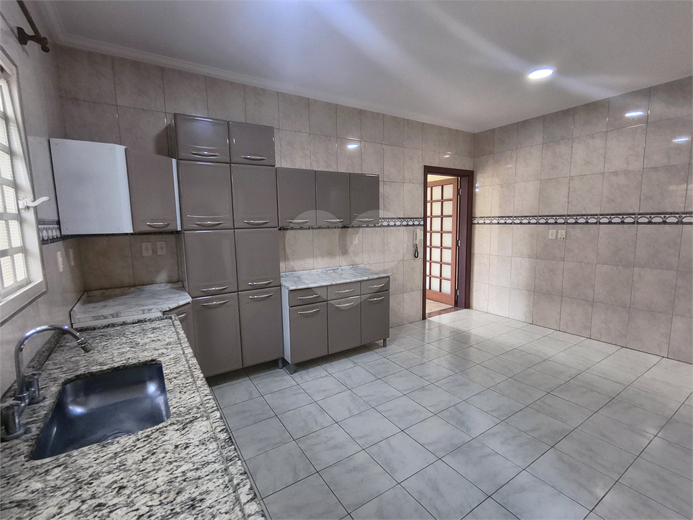 Casa à venda com 3 quartos, sendo 1 suíte,  em Jardim Jequitibá, Indaiatuba, SP