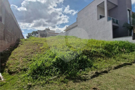 Terreno à venda no condomínio Bosque dos Cambarás, Valinhos - SP