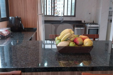 Apartamento à venda com 4 quartos, sendo 1 suíte,  em Vila Ipojuca, São Paulo, SP