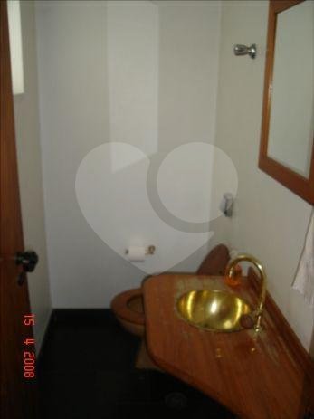 Casa Térrea à venda com 4 quartos, sendo 2 suítes, em Vila Tramontano, São Paulo, SP