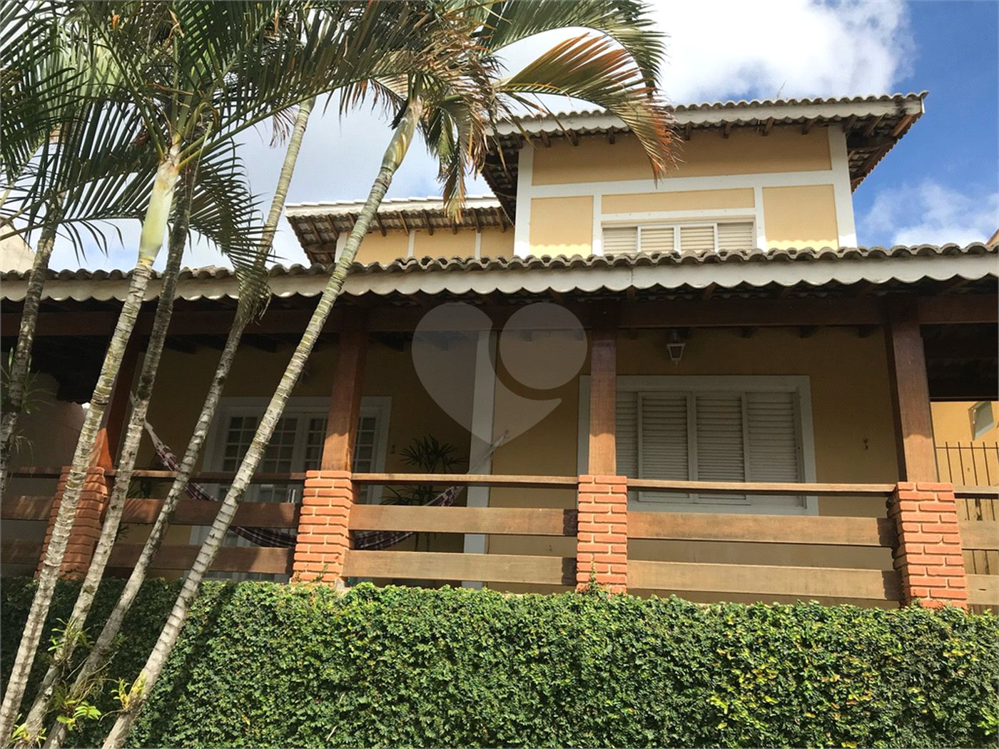 Casa à venda com 5 quartos, sendo 2 suítes,  em Jardim Maristela, Atibaia, SP