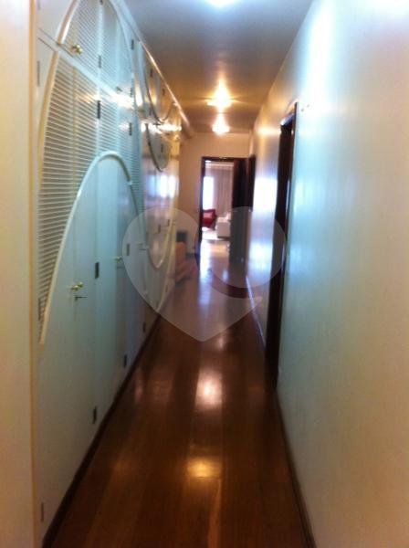 Apartamento à venda com 4 suítes em Real Parque, São Paulo, SP
