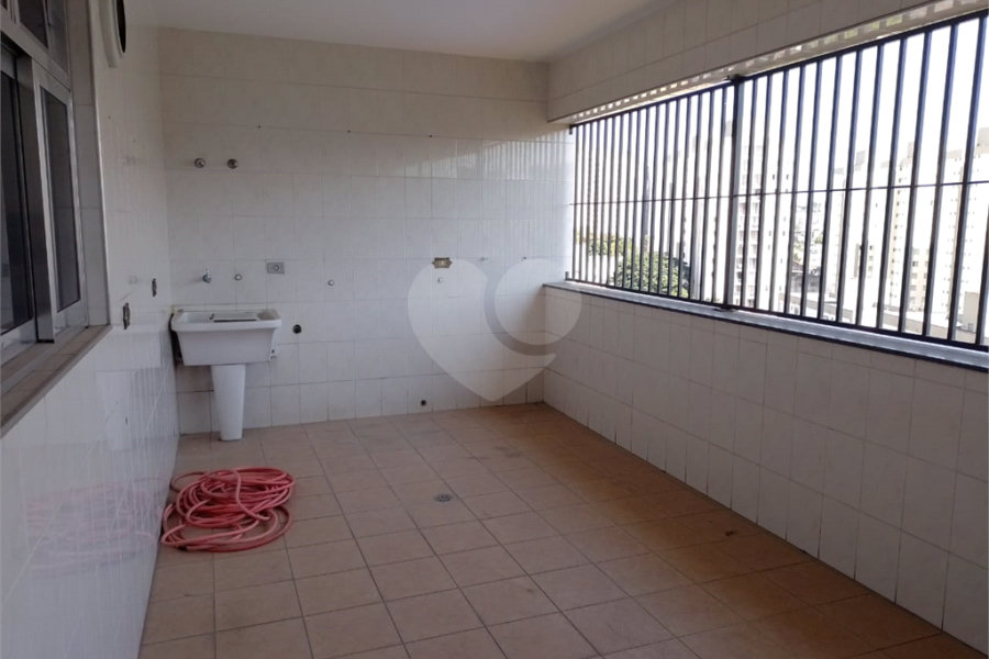 Sobrado à venda com 2 quartos, sendo 1 suíte, em Vila Nova Cachoeirinha, São Paulo, SP