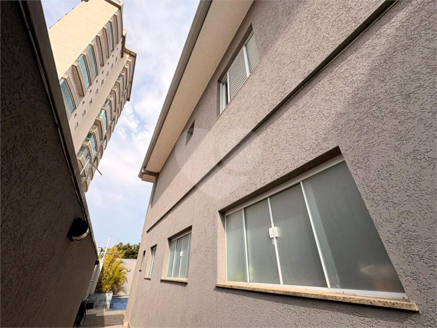 Sobrado à venda com 3 suítes em Vila Milton, Guarulhos, SP