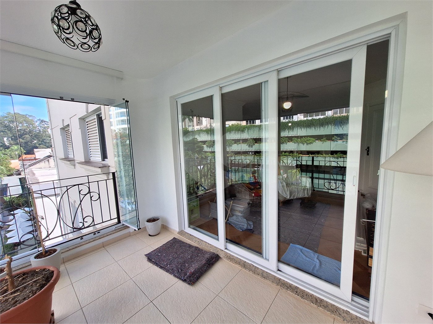 Apartamento à venda com 3 quartos, sendo 1 suíte, em Paraíso do Morumbi, São Paulo, SP