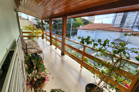 Casa à venda com 4 quartos, sendo 3 suítes,  em Vila Rosália, Guarulhos, SP