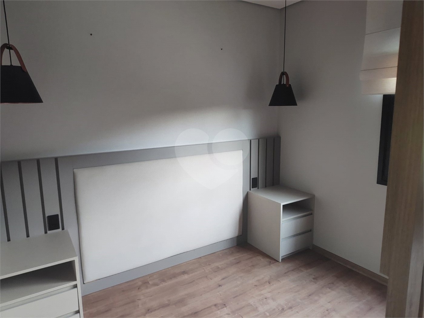 Casa à venda com 2 suítes no condomínio Vue 26, Atibaia - SP