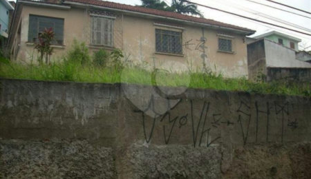 Casa Térrea à venda com 3 quartos em Horto, São Paulo, SP
