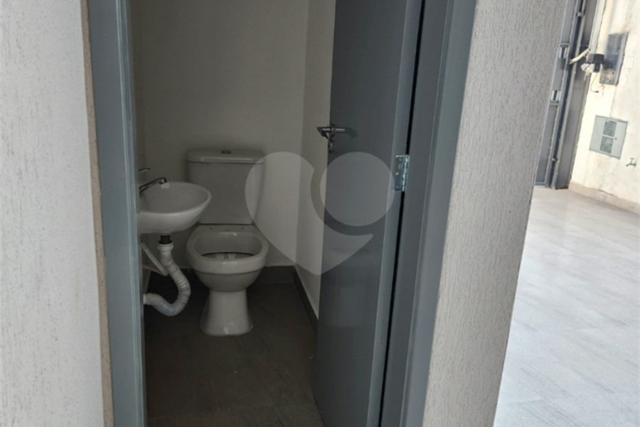 Sobrado à venda com 3 quartos, sendo 1 suíte,  em Vila Pereira Barreto, São Paulo, SP