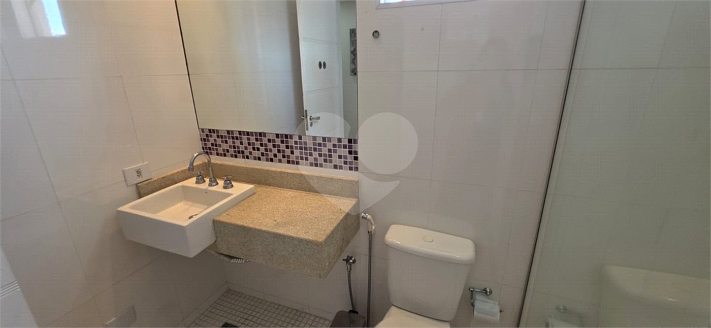Casa Térrea à venda ou para alugar com 8 quartos, sendo 4 suítes, em Vila Pereira Barreto, São Paulo, SP