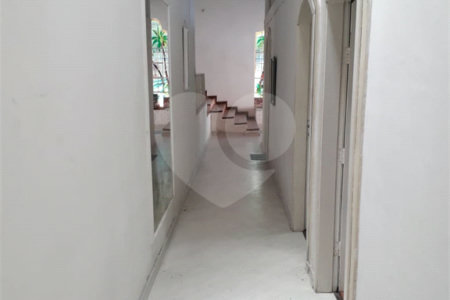 Casa Térrea à venda com 3 quartos, sendo 1 suíte, em Jardim Ibiratiba, São Paulo, SP