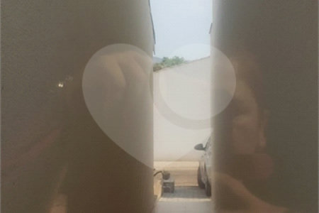Casa à venda com 2 suítes no condomínio Residencial Bonanza I, Bom Jesus dos Perdões - SP