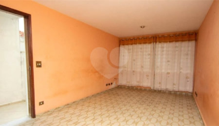 Casa à venda com 3 quartos, sendo 1 suíte, em Vila Sônia, São Paulo, SP