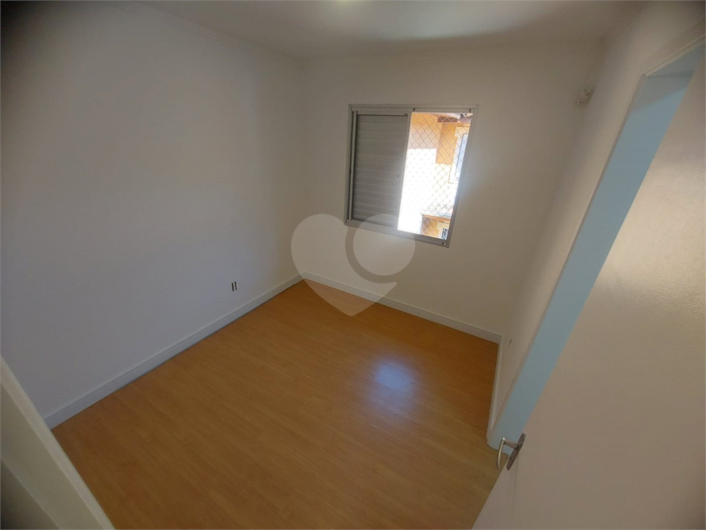 Casa à venda com 2 quartos, sendo 1 suíte,  em Jardim Torino, Cotia, SP
