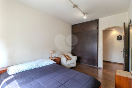 Apartamento à venda com 3 quartos, sendo 1 suíte,  em Granja Julieta, São Paulo, SP