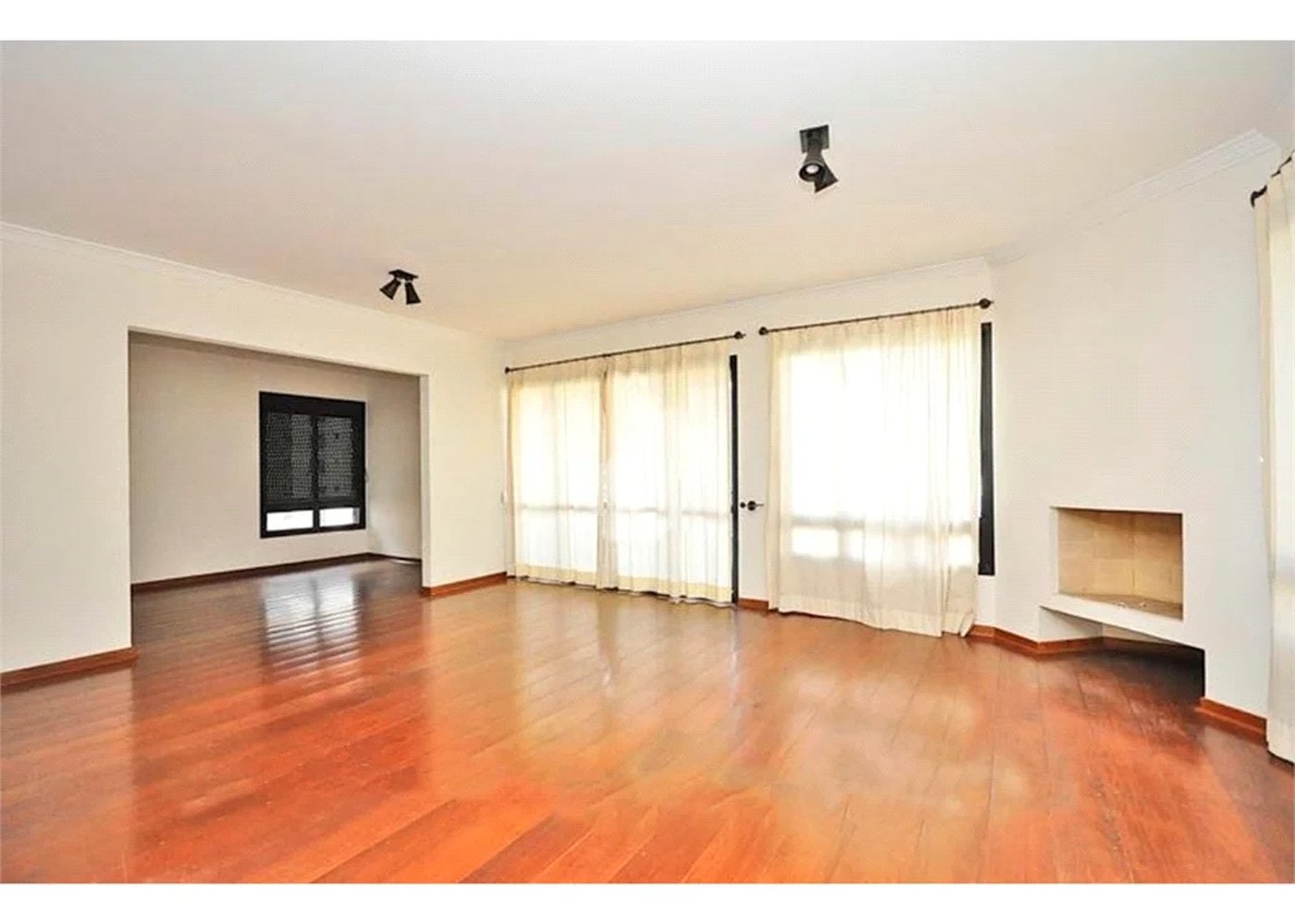 Apartamento à venda com 3 quartos, sendo 2 suítes, em Vila Andrade, São Paulo, SP
