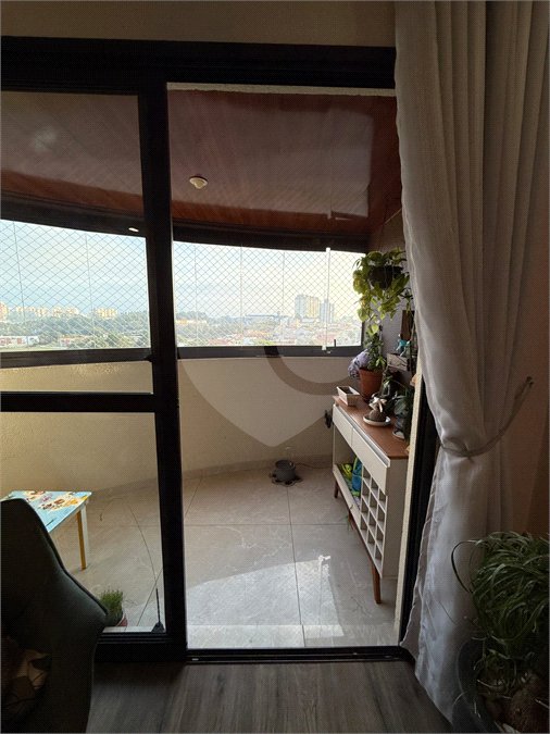 Apartamento à venda com 3 quartos, sendo 1 suíte,  em Jardim do Mar, São Bernardo do Campo, SP