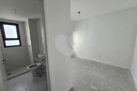 Apartamento à venda com 2 quartos, sendo 1 suíte,  em Santo Amaro, São Paulo, SP