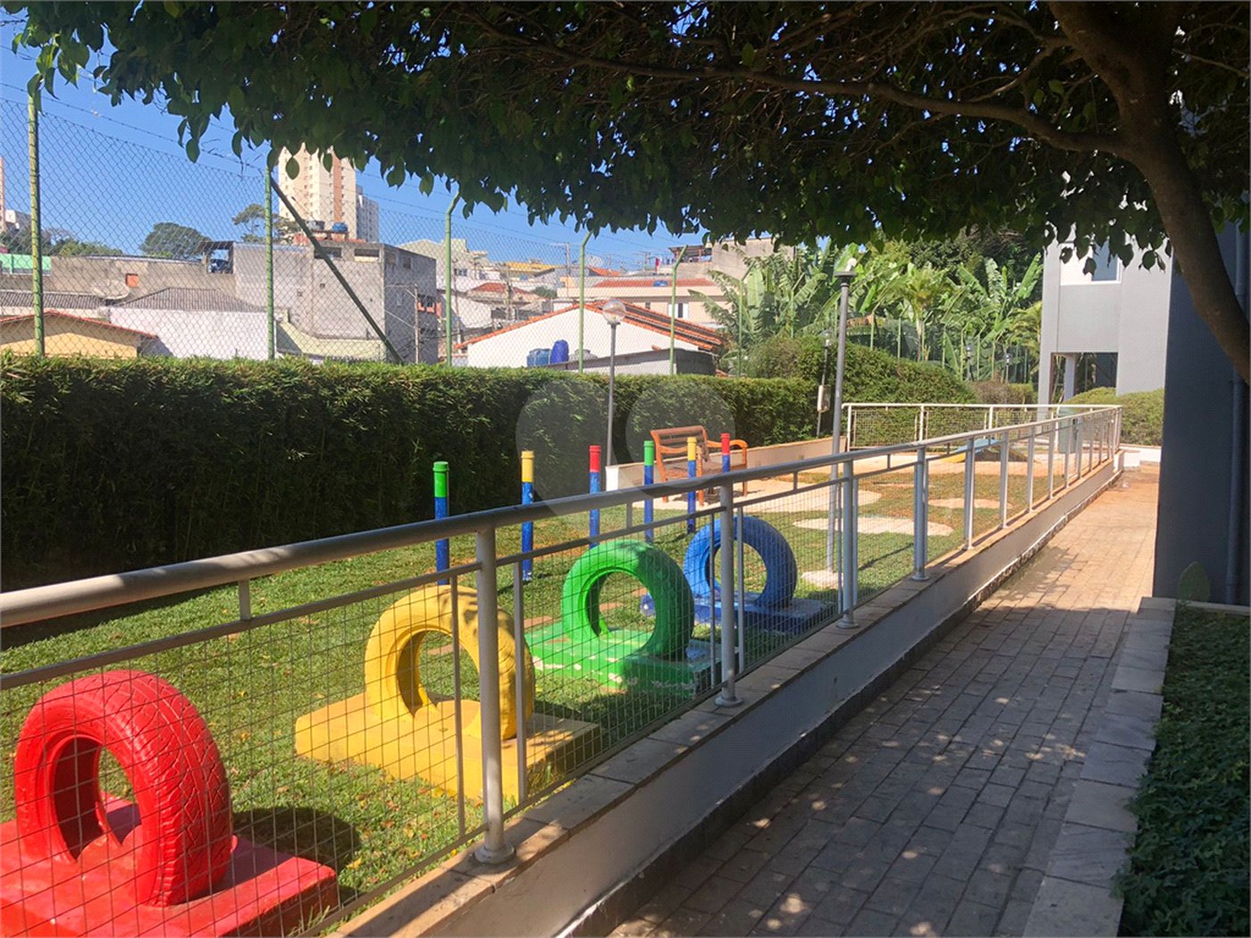Apartamento à venda com 3 quartos, sendo 1 suíte, em Jardim Mariliza, São Paulo, SP