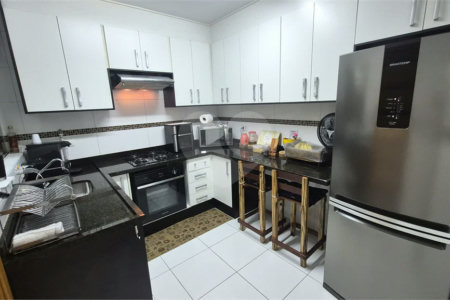 Casa à venda com 2 suítes no condomínio Simão Machado, São Paulo - SP