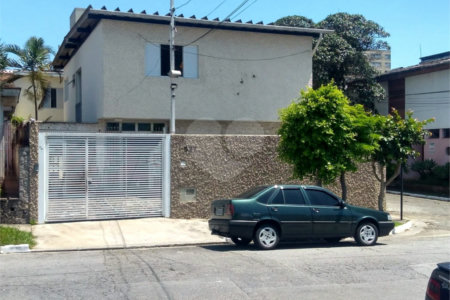 Sobrado à venda com 5 quartos, sendo 1 suíte,  em Planalto Paulista, São Paulo, SP