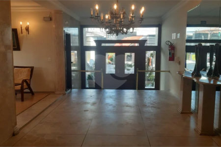 Apartamento à Venda | 327 m² | 4 dormitórios (1 suíte) | 2 vagas na Mooca!