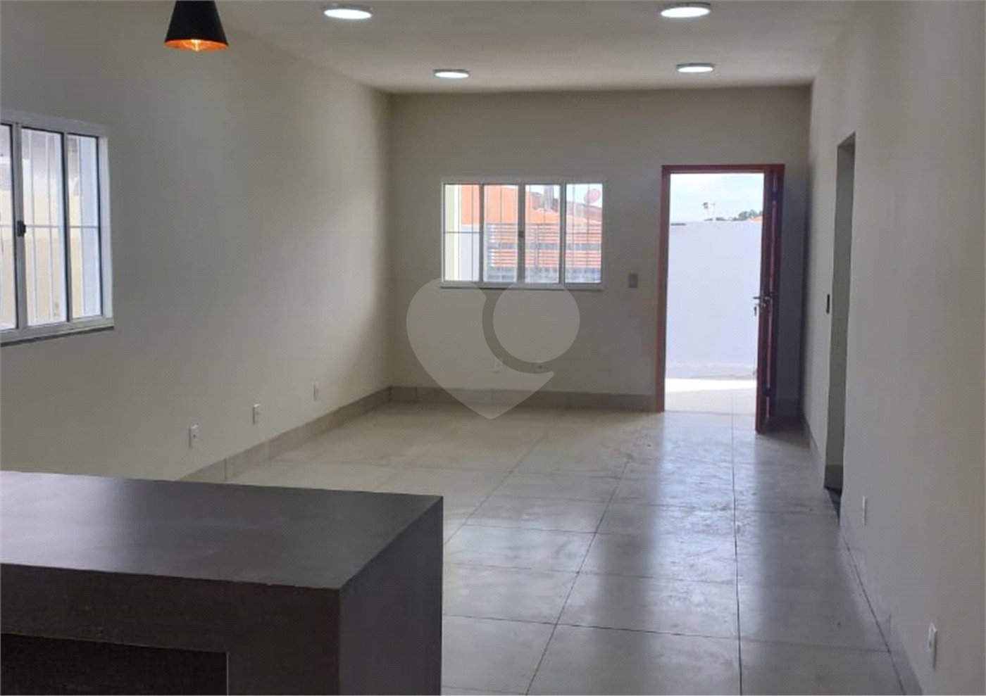 Casa Térrea à venda com 3 quartos, sendo 1 suíte, em Jardim Jockey Club, Cuiabá, MT