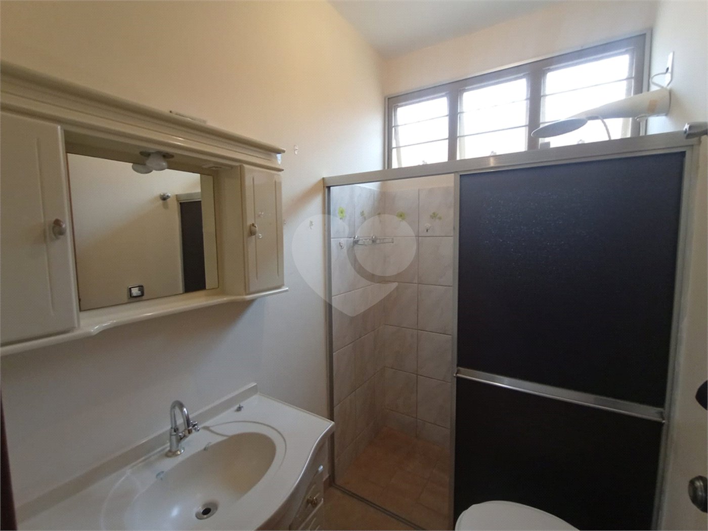 Casa à venda com 4 quartos, sendo 3 suítes,  no Centro, Itapetininga, SP