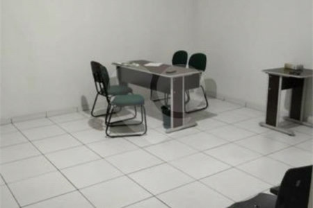 Sobrado à venda com 6 quartos, sendo 2 suítes,  em Instituto de Previdência, São Paulo, SP
