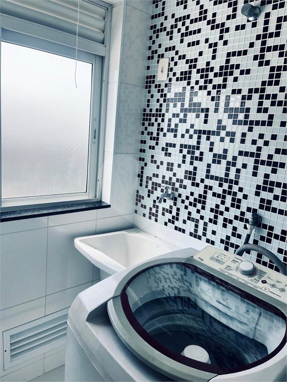 Apartamento à venda com 2 quartos em Parque Maria Domitila, São Paulo, SP