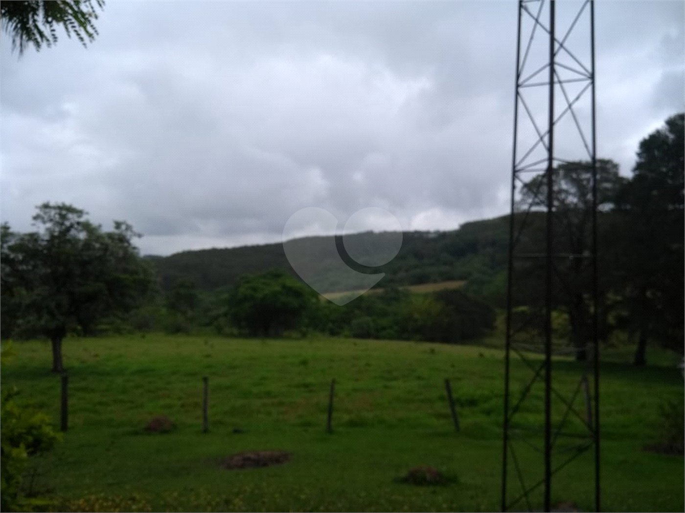 Sítio à venda com 5 suítes no Centro, Araçoiaba da Serra, SP