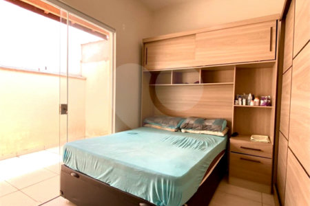 Casa à venda com 2 quartos em Jardim Santa Madre Paulina, Sorocaba, SP