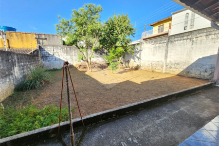 Casa à venda com 2 quartos no Centro, Poá, SP